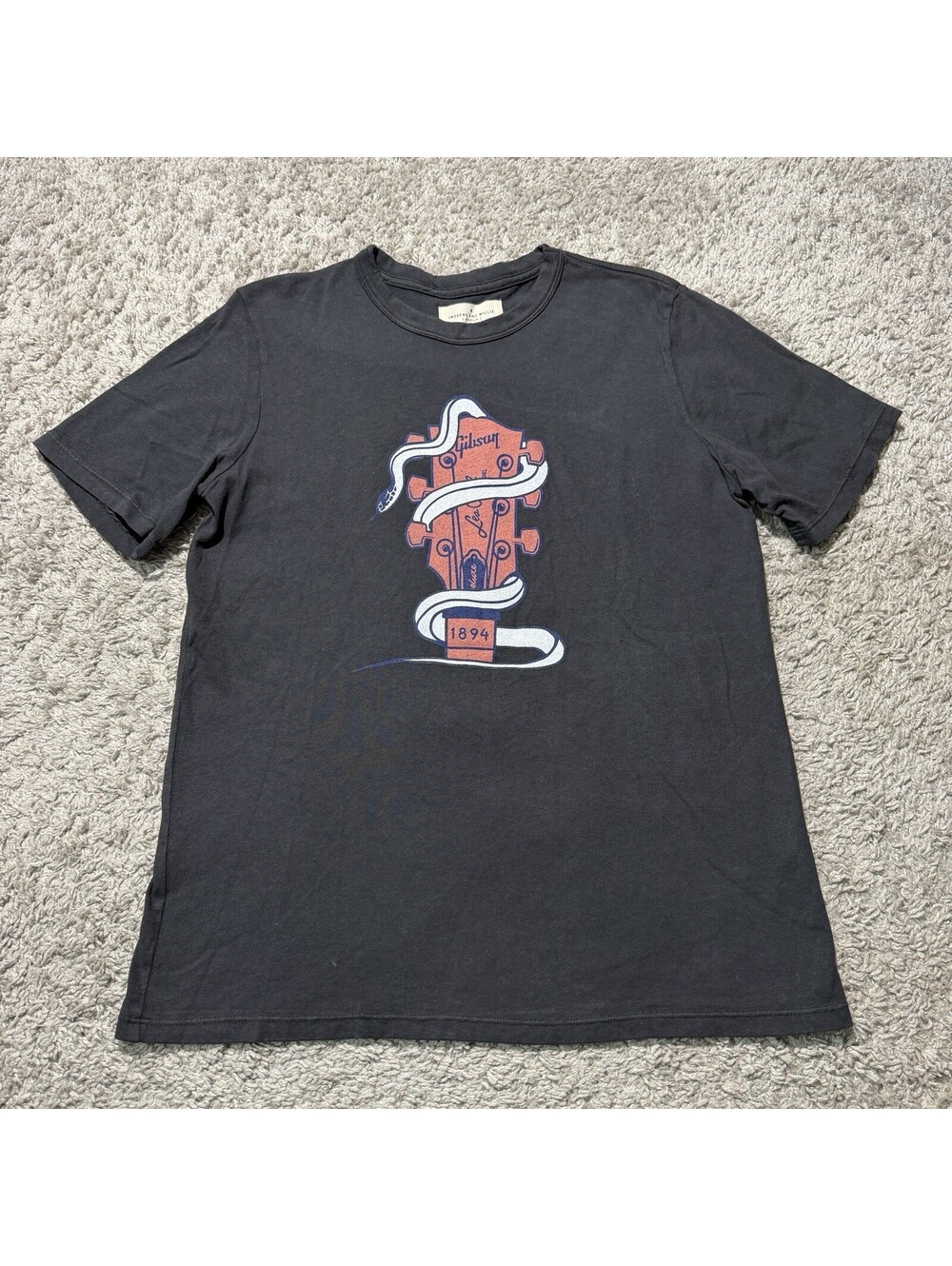 Imogene And Willie Snake On Guitar Graphic Tee Shirt Mens Size Medium
